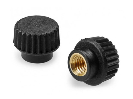 Pokrętło radełkowane z tuleją gwintowaną D-15mm M6